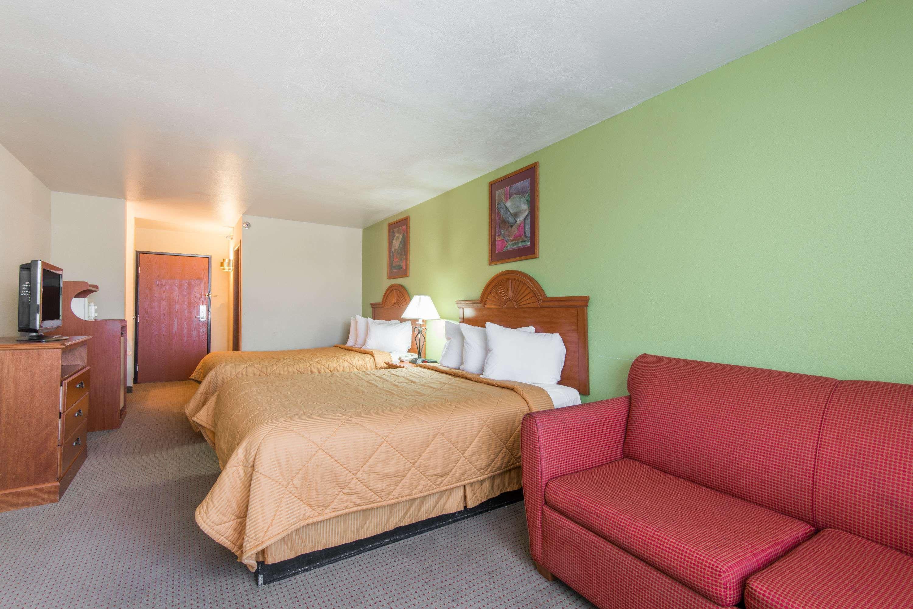 Knights Inn & Suites Галъп Екстериор снимка